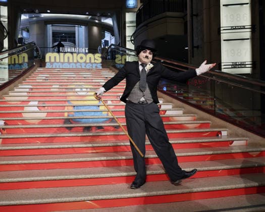 June 28, 2026, Los Angeles, California, USA: Charlie Chaplin Lookalike at the premiere of Minions & Monsters at The Dolby Theatre. Los Angeles USA - ZUMAg107 20260628_zep_g107_038 Copyright: xNinaxPrommerx