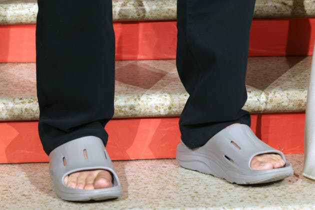 June 28, 2026, Los Angeles, California, USA: Jeff Bridges, shoe detail at the premiere of Minions & Monsters at The Dolby Theatre. Los Angeles USA - ZUMAg107 20260628_zep_g107_087 Copyright: xNinaxPrommerx