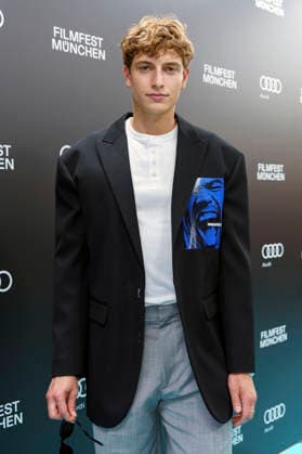 Jonathan Kriener bei der Premiere der ARD-Miniserie Selling Sex auf dem 43. Filmfest München 2026 im City Kino. München, 28.06.2026 *** Jonathan Kriener at the premiere of the ARD miniseries *Selling Sex* at the 43rd Munich Film Festival 2026 at City Kino München, June 28, 2026 Foto:xN.xKolinzx xFuturexImagex sex_6646