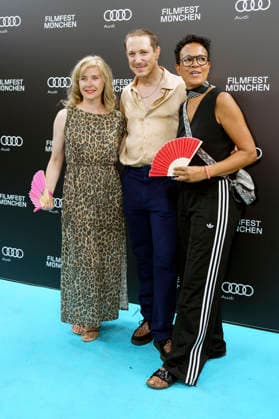 Stella Mancini, Timo Jacobs und Mo Asumang bei der Premiere der ARD-Miniserie Selling Sex auf dem 43. Filmfest München 2026 im City Kino. München, 28.06.2026 *** Stella Mancini, Timo Jacobs, and Mo Asumang at the premiere of the ARD miniseries *Selling Sex* at the 43rd Munich Film Festival 2026 at City Kino München, June 28, 2026 Foto:xN.xKolinzx xFuturexImagex sex_6617