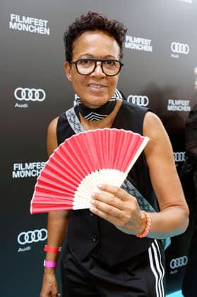Mo Asumang bei der Premiere der ARD-Miniserie Selling Sex auf dem 43. Filmfest München 2026 im City Kino. München, 28.06.2026 *** Mo Asumang at the premiere of the ARD miniseries *Selling Sex* at the 43rd Munich Film Festival 2026 at City Kino München, June 28, 2026 Foto:xN.xKolinzx xFuturexImagex sex_6621