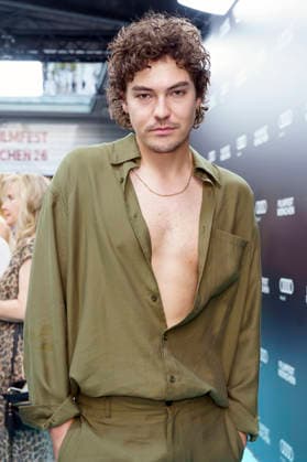 Justus Riesner bei der Premiere der ARD-Miniserie Selling Sex auf dem 43. Filmfest München 2026 im City Kino. München, 28.06.2026 *** Justus Riesner at the premiere of the ARD miniseries *Selling Sex* at the 43rd Munich Film Festival 2026 at City Kino München, June 28, 2026 Foto:xN.xKolinzx xFuturexImagex sex_6625