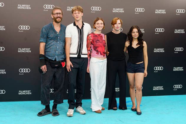Gast, Tristan Lopez, Carla Huttermann, Birgit Minichmayr und Nanon Esja Wendel bei der Premiere des Kinofilms Everytime auf dem 43. Filmfest München 2026 in der Hochschule für Fernsehen und Film. München, 28.06.2026 *** Guest, Tristan Lopez, Carla Huttermann, Birgit Minichmayr, and Nanon Esja Wendel at the premiere of the feature film *Everytime* at the 43rd Munich Film Festival 2026 at the University of Television and Film Munich, June 28, 2026 Foto:xN.xKolinzx xFuturexImagex everytime_6603
