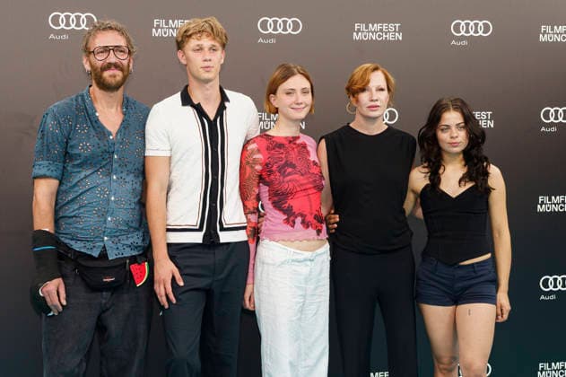Gast, Tristan Lopez, Carla Huttermann, Birgit Minichmayr und Nanon Esja Wendel bei der Premiere des Kinofilms Everytime auf dem 43. Filmfest München 2026 in der Hochschule für Fernsehen und Film. München, 28.06.2026 *** Guest, Tristan Lopez, Carla Huttermann, Birgit Minichmayr, and Nanon Esja Wendel at the premiere of the feature film *Everytime* at the 43rd Munich Film Festival 2026 at the University of Television and Film Munich, June 28, 2026 Foto:xN.xKolinzx xFuturexImagex everytime_6604