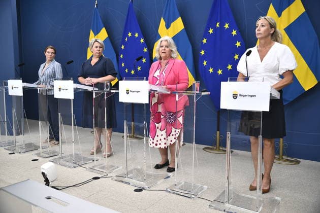 STOCKHOLM, SVERIGE 20260629 Lina Nordquist (L), Camilla Brodin (KD), socialtjänstminister Camilla Waltersson Grönvall (M) och Linda Lindberg (SD) presenterar regeringens nästa steg för att stärka rättssäkerheten inom socialtjänsten. STOCKHOLM SVERIGE x12060x *** STOCKHOLM, SWEDEN 20260629 Lina Nordquist L, Camilla Brodin (KD), Minister of Social Services Camilla Waltersson Grönvall (M), and Linda Lindberg (SD) present the government’s next steps to strengthen legal certainty within social services STOCKHOLM, SWEDEN x12060x  Copyright: xLarsxSchröder TTx PRESSTRÄFF RÄTTSÄKERHET INOM SOCIALTJÄNSTEN gkxyYaDEWQw