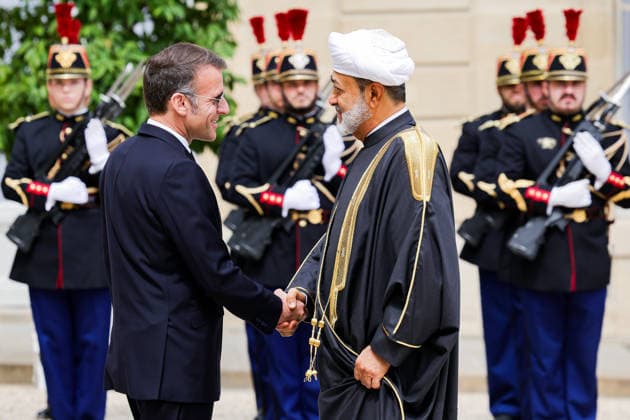News Bilder des Tages Emmanuel Macron welcomes His Majesty Haitham bin Tarik, Sultan of Oman, at the Élysée Palace Emmanuel Macron receives His Majesty Haitham bin Tarik, Sultan of Oman, at the Élysée Palace 457752 2026 06 29 Paris, France Haitham ben Tarik, Sultan of Oman Macron, Emmanuel  Copyright: xLionelxGuericolas MPPx STAR_457752_028