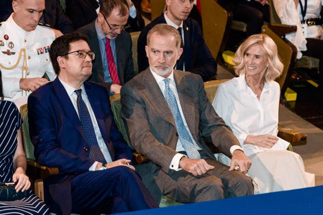 The King Presides Over the COTEC 2026 Foundation’s Annual Event in Madrid King Felipe VI and the Minister for Digital Transformation and the Civil Service, Óscar López, during the COTEC Foundation for Innovation’s annual event at the Círculo de Bellas Artes Casa Europa, on June 29, 2026, in Madrid, Spain. This forum brings together business leaders, scientists, academics, and institutional representatives to present the annual report on the state of innovation in Spain and discuss key strategies for the technological and digital transition of the productive sector. JUNE 29, 2026 Carlos Lujá Madrid, Spain  Copyright: xCarlosxLujanx 7631202