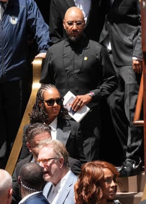 June 29, 2026, New York, Ny, USA: SWIZZ BEATZ and ALICIA KEYS exit the Clive Davis Funeral.Central Synagogue, NYC.June 29, 2026. . ALICIA KEYS exits the Clive Davis Funeral.Central Synagogue, NYC.June 29, 2026. . Clive Davis Funeral.Central Synagogue, NYC.June 29, 2026. New York USA - ZUMAms4_ 20260629_faf_ms4_005 Copyright: xSoniaxMoskowitzxGordonx