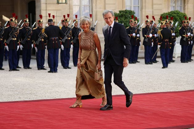 Emmanuel Macron et Brigitte Macron recÌßoivent le Roi et de la Reine du Royaume de ThaiÌˆlande pour un Diner d Etat Michele et Bernard Arnault Emmanuel Macron et Brigitte Macron recÌßoivent le Roi et de la Reine du Royaume de ThaiÌˆlande, leurs MajesteÌs Maha Vajiralongkorn, Rama X et Suthida Bajrasudhabimalalakshana et la Princesse Sirivannavari Nariratana pour un diÌ‚ner d™Etat au Palais de l ElysÃ e Ã Paris, le 29 juin 2026. French President, Emmanuel Macron and his wife, Brigitte Macron, hosted the King and Queen of the Kingdom of Thailand, Their Majesties Maha Vajiralongkorn, Rama X, and Suthida Bajrasudhabimalalakshana, along with Princess Sirivannavari Nariratana, for a state dinner at the ElysÃ e Palace in Paris on June 29, 2  Copyright: xFabricexChasseryx