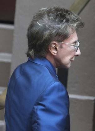 June 29, 2026, New York, New York, USA: Singer BARRY MANILOW seen at music mogul Clive Davis s Funeral held at Central Synagogue in midtown Manhattan. New York USA  - ZUMAk03_ 20260629_zaf_k03_043 Copyright: xNancyxKaszermanx