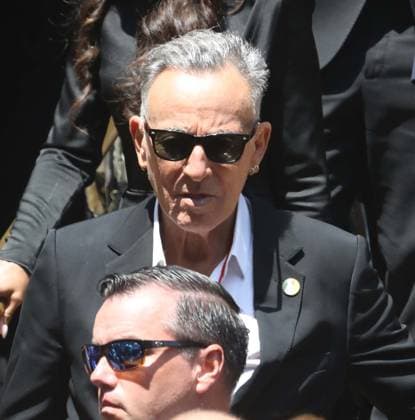 June 29, 2026, New York, New York, USA: Singer musician BRUCE SPRINGSTEEN seen at music mogul Clive Davis s Funeral held at Central Synagogue in midtown Manhattan. New York USA - ZUMAk03_ 20260629_zaf_k03_129 Copyright: xNancyxKaszermanx
