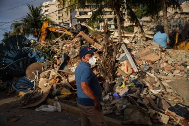 Search and rescue operations continue in Earthquake-hit Venezuela LA GUAIRA, VENEZUELA - JUNE 29: Search and rescue operations continue for survivors trapped under collapsed buildings in the Carabellada and Caribe neighborhoods following powerful earthquakes in La Guaira, Venezuela on June 29, 2026. Cem Tekkesinoglu Anadolu La Guaira Venezuela. Editorial use only. Please get in touch for any other usage.  Copyright: x2026xAnadoluxCemxTekkesinoglux