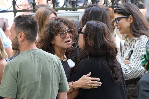 Semi-Exclusive: Sandra Sisley, Hoda Roche Arrivals at the civil wedding of Thylane Blondeau and Benjamin Attal at the town hall of Paris’s 16th arrondissement on June 29, 2026 Arrivals at the civil wedding of Thylane Blondeau and Benjamin Attal at the town hall of Paris’s 16th arrondissement on June 29, 2026, Paris, France  Copyright: xAgencex xBestimagexAgencex xBestimagex