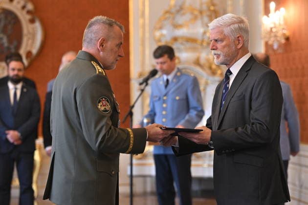 Czech President Petr Pavel, right, appoints Miroslav Hlavac as new Chief of General Staff of the Czech Armed Forces, in Prague, Czech Republic, on June 30, 2026. (CTKxPhoto MichaelaxRihova) CTKPhotoP2026063002929  CTKPhotoP2026063002929