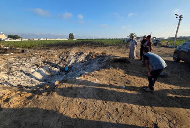 Displaced Families Inspect Damage After Israeli Airstrike in al-Mawasi Palestinian displaced families inspect damage to their tents and belongings following an Israeli airstrike that targeted a camp for displaced people in the al-Mawasi area of Khan Younis, southern Gaza Strip, on June 30, 2026. The Israeli army carried out the strike despite a ceasefire, causing extensive damage across the area. Photo by Tariq Mohammad APA Images Khan Yunis Gaza Strip Palestinian Territory 300626_Khan_Yunis_TM_00(39) Copyright: xapaimagesxTariqxMohammad xapaimagesx