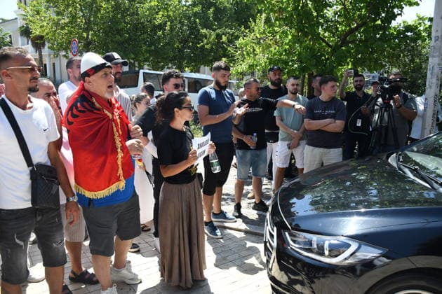 Protesters rally outside parliament against tourism projects in Albania TIRANA, ALBANIA - JUNE 30: Protesters gather outside the parliament building during a demonstration against a planned tourism project in the Zvernec area of Vlora, as protests over the project continue for a month in Tirana, Albania, on June 30, 2026. Olsi Shehu Anadolu Tirana Albania. Editorial use only. Please get in touch for any other usage.  Copyright: x2026xAnadoluxOlsixShehux