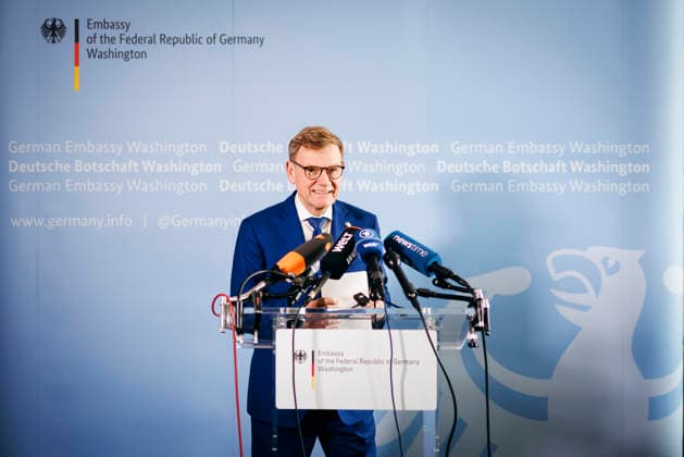 Johann Wadephul (CDU), Bundesaussenminister, gibt in der Botschaft ein Statement in Washington D.C., 29.06.2026. Fotografiert im Auftrag des Auswaertigen Amtes (AA) Washington D.C. Vereinigten Staaten von Amerika *** Johann Wadephul (CDU), Federal Foreign Minister, delivers a statement at the embassy in Washington, D.C., on June 29, 2026. Photographed on behalf of the Federal Foreign Office (AA) in Washington, D.C., United States of America. Copyright: xFelixxZahnx
