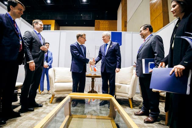Johann Wadephul (CDU), Bundesaussenminister, trifft im Rahmen der Mercosur-Konferenz Jose Antonio Kast Rist, Praesidenten der Republik Chile und Francisco PÃ rez Mackenna, Aussenminister der Republik Chile zu einem Gespraech in Asuncion, 30.06.2026. Fotografiert im Auftrag des Auswaertigen Amtes (AA) Asuncion Paraguay *** Johann Wadephul (CDU), Federal Minister of Foreign Affairs, meets with José Antonio Kast Rist, President of the Republic of Chile, and Francisco Pérez Mackenna, Minister of Foreign Affairs of the Republic of Chile, for talks in Asunción as part of the Mercosur Conference, June 30, 2026. Photographed on behalf of the Federal Foreign Office (AA) in Asunción, Paraguay. Copyright: xFelixxZahnx