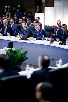 Johann Wadephul (CDU), Bundesaussenminister, aufgenommen im Rahmen der Mercosur Konferenz in Asuncion, 30.06.2026. Fotografiert im Auftrag des Auswaertigen Amtes (AA) Asuncion Paraguay *** Johann Wadephul (CDU), Federal Minister of Foreign Affairs, photographed during the Mercosur Conference in Asunción on June 30, 2026. Photographed on behalf of the Federal Foreign Office (AA) in Asunción, Paraguay. Copyright: xFelixxZahnx
