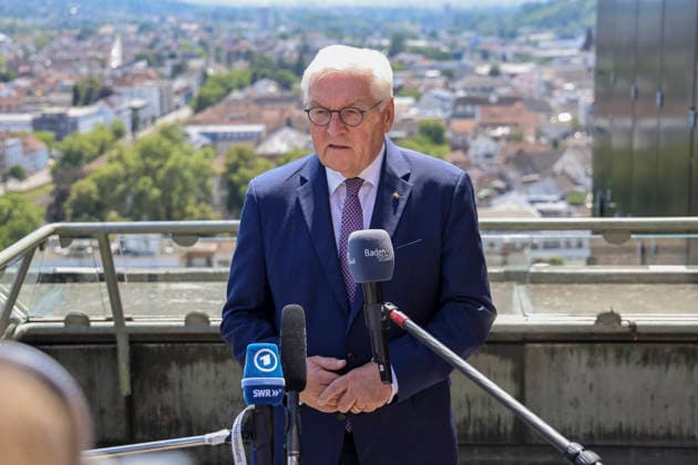 Frank-Walter Steinmeier beim O-Ton , Deutschland, Bundespräsident Frank-Walter Steinmeier, Format Ortszeit Deutschland, O-Ton des Bundespräsidenten, 30.06.2026, Lörrach Dachterrasse Rathaus Baden-Württemberg Deutschland *** Frank Walter Steinmeier in original audio, Germany, Federal President Frank Walter Steinmeier, format: local time in Germany, original audio of the Federal President, June 30, 2026, Lörrach, rooftop terrace of City Hall, Baden-Württemberg, Germany Copyright: xGrantxHubbsx