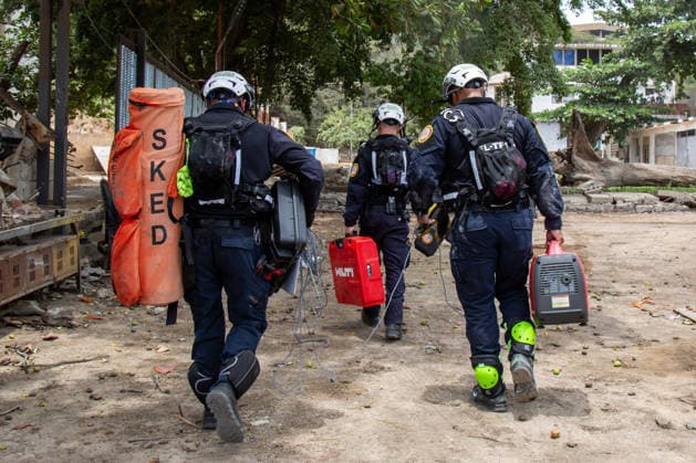 U.S. rescue team are conducting search operations for survivors following two powerful earthquakes, measuring 7.2 and 7.5 on the Richter scale, that struck La Guaira, Venezuela, on June 30, 2026. The twin quakes have left more than 1,700 people dead, hundreds injured, and tens of thousands missing, according to the latest figures released by the Venezuelan government. The high toll is largely attributed to the collapse of numerous buildings with residents trapped inside.  VAN2026063002 U.S.xDepartmentxofxState