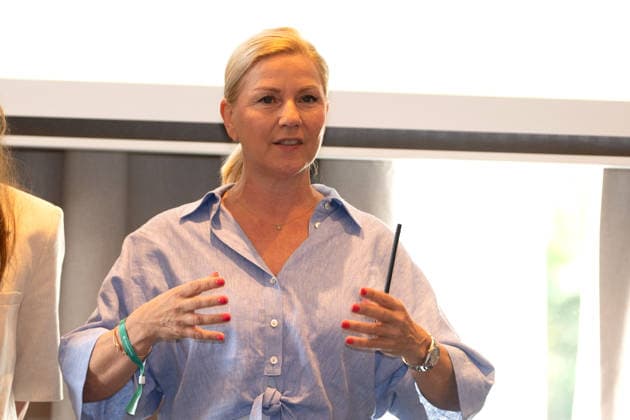 Aleksandra Bechtel auf der Buehne beim EuroMinds Wirtschaftsgipfel Get-together am 30.06.2026 im Radisson Blu Hotel in Hamburg Aleksandra Bechtel attend the EuroMinds Business Summit get-together event on June 30, 2026 at the Radisson Blu Hotel in Hamburg, Germany EuroMinds 2026 Event in Hamburg *** Aleksandra Bechtel on stage at the EuroMinds Business Summit get-together on June 30, 2026, at the Radisson Blu Hotel in Hamburg. Aleksandra Bechtel attended the EuroMinds Business Summit get-together event on June 30, 2026 at the Radisson Blu Hotel in Hamburg, Germany. EuroMinds 2026 Event in Hamburg 