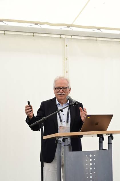 Günther Hasinger bei der Netzwerkveranstaltung Das DZA ein neuer Akteur in der sächsischen Forschungslandschaft des Deutschen Zentrums für Astrophysik im Kahlbaum-Areal. Görlitz, 30.06.2026 *** Günther Hasinger at the networking event The DZA: A New Player in Saxony’s Research Landscape, hosted by the German Center for Astrophysics at the Kahlbaum Areal in Görlitz, June 30, 2026 Copyright: xMatthiasxWehnertx