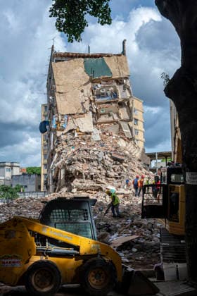 June 30, 2026, Caracas, Miranda, Venezuela: The Moises Building in the parish of San Bernardino; the search for the deceased is still ongoing..Caracas, Venezuela, was hit by two powerful earthquakes. June, 30, 2026 Caracas Venezuela - ZUMAv125 20260630_zip_v125_007 Copyright: xJimmyxVillaltax