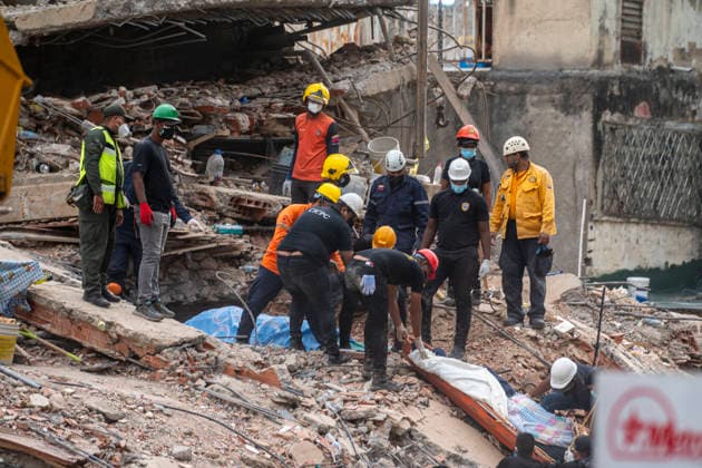 June 30, 2026, Caracas, Miranda, Venezuela: Firefighters, forensic police, and rescue workers are searching for victims in the Santa Rita building in the San Bernardino parish of Caracas...Caracas, Venezuela, was hit by two powerful earthquakes. June, 30, 2026 Caracas Venezuela - ZUMAv125 20260630_zip_v125_022 Copyright: xJimmyxVillaltax