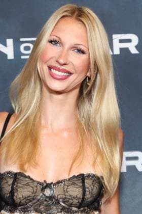 Los Angeles Ca June 30: Bella Bernhardt at the Man of War premiere on June 30, 2026 Copyright: xAdmediax xMediaPunchx