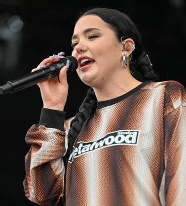 Blenheim Palace Festival 2026, Teddy Swims headlines Tuesday 30 July, Blenheim Palace, Woodstock, Oxfordshire, UK Lauren Spencer Smith and her band perform on the main stage for the Blenheim Palace Festival 2026, Teddy Swims headlines Tuesday 30 July, Blenheim Palace, Woodstock, Oxfordshire, UK, Credit:Jules Annan Avalon England  Copyright: xJulesxAnnanx xAvalonx 1113644907