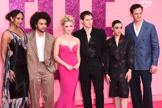 Chandler Kinney, Zac Looker, Lexi Minetree, Jacob Moskovitz, Gabrielle Policano und Tom Everet Scott bei der Premiere der Amazon Prime Video Serie Elle im Odeon Luxe Leicester Square. London, 30.06.2026 *** Chandler Kinney, Zac Looker, Lexi Minetree, Jacob Moskovitz, Gabrielle Policano, and Tom Everet Scott at the premiere of the Amazon Prime Video series *Elle* at the Odeon Luxe Leicester Square in London, June 30, 2026 Foto:xS.xVasx xFuturexImagex elle_6821