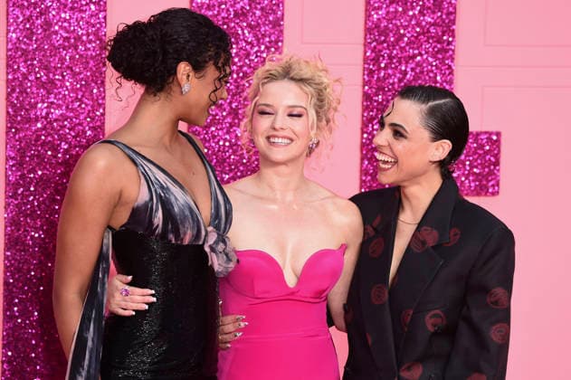 Chandler Kinney, Lexi Minetree und Gabrielle Policano bei der Premiere der Amazon Prime Video Serie Elle im Odeon Luxe Leicester Square. London, 30.06.2026 *** Chandler Kinney, Lexi Minetree, and Gabrielle Policano at the premiere of the Amazon Prime Video series *Elle* at the Odeon Luxe Leicester Square in London, June 30, 2026 Foto:xS.xVasx xFuturexImagex elle_6835
