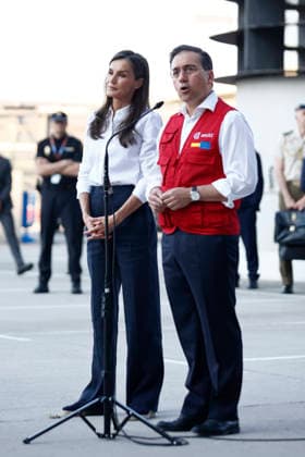 Queen Letizia bids farewell to the AECID emergency medical team traveling to Venezuela to assist those affected by the earthquakes. Queen Letizia and the Minister of Foreign Affairs, José Manuel Albares, bid farewell to the AECID emergency medical team heading to Venezuela to assist those affected by the earthquakes, on July 1, 2026, in Madrid, Spain. QUEEN LETIZIA EARTHQUAKES VENEZUELA MEDICAL TEAM JULY 1, 2026 Antonio Gutié Madrid Madrid, Spain  Copyright: xAntonioxGutiÃ rrezx 7634885