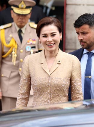 King Maha Vajiralongkorn and Queen Suthida of Thailand visiting the Museum of Decorative Arts in Paris King Maha Vajiralongkorn and Queen Suthida of Thailand visiting the Museum of Decorative Arts in Paris, France on June 30, 2026  Copyright: xDidierxFereyx