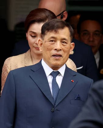 King Maha Vajiralongkorn and Queen Suthida of Thailand visiting the Museum of Decorative Arts in Paris King Maha Vajiralongkorn and Queen Suthida of Thailand visiting the Museum of Decorative Arts in Paris, France on June 30, 2026  Copyright: xDidierxFereyx