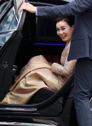 King Maha Vajiralongkorn and Queen Suthida of Thailand visiting the Museum of Decorative Arts in Paris King Maha Vajiralongkorn and Queen Suthida of Thailand visiting the Museum of Decorative Arts in Paris, France on June 30, 2026  Copyright: xDidierxFereyx