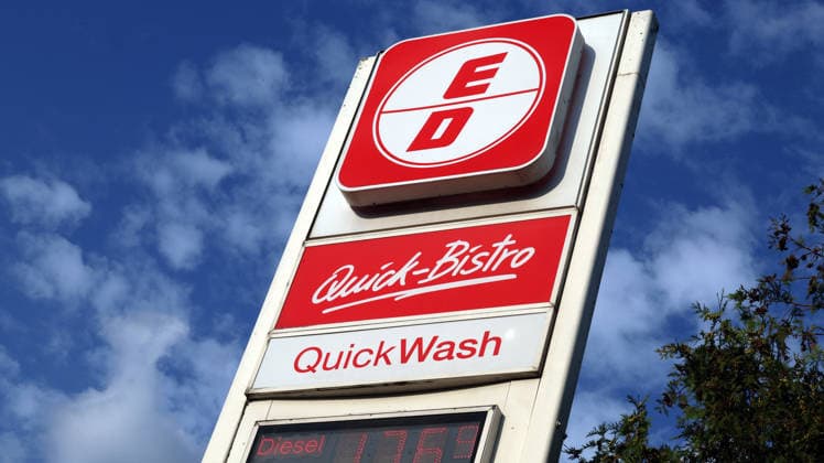30.06.2026, xrekx, Wirtschaft Energiepreise, Tankstellenpreise, Der letzte Tag mit dem Tankrabatt Waldmohr *** June 30, 2026, xrekx, Economy, Energy Prices, Gas Station Prices, The Last Day of the Waldmohr Gas Rebate