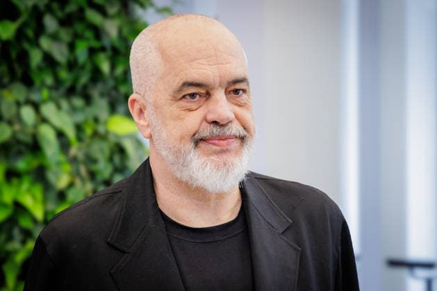 01.07.2026. Düsseldorf. NRW-Ministerpräsident Hendrik Wüst empfängt den Ministerpräsidenten der Republik Albanien Edi Rama in der Staatskanzlei des Landes Nordrhein-Westfalen. Düsseldorf Staatskanzlei Nordrhein-Westfalen Deutschland *** July 1, 2026, Düsseldorf, North Rhine-Westphalia: Minister President Hendrik Wüst welcomes Edi Rama, Minister President of the Republic of Albania, at the State Chancellery of North Rhine-Westphalia in Düsseldorf, State Chancellery of North Rhine-Westphalia, Germany