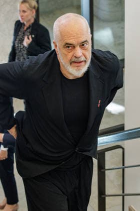 01.07.2026. Düsseldorf. NRW-Ministerpräsident Hendrik Wüst empfängt den Ministerpräsidenten der Republik Albanien Edi Rama in der Staatskanzlei des Landes Nordrhein-Westfalen. Düsseldorf Staatskanzlei Nordrhein-Westfalen Deutschland *** July 1, 2026, Düsseldorf, North Rhine-Westphalia: Minister President Hendrik Wüst welcomes Edi Rama, Minister President of the Republic of Albania, at the State Chancellery of North Rhine-Westphalia in Düsseldorf, State Chancellery of North Rhine-Westphalia, Germany