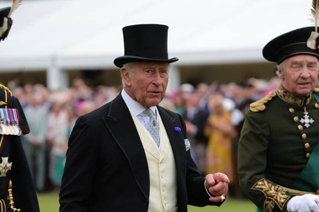 . 30 06 2026. Edinburgh, United Kingdom. King Charles III and Queen Camilla at a Garden Party in the gardens of the Palace of Holyroodhouse in Edinburgh, Scotland, United Kingdom.  xPoolx xi-Imagesx IIM-26875-0020