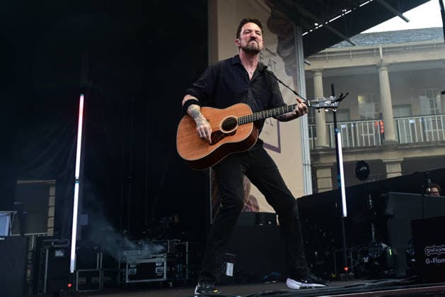 Frank Turner & The Sleeping Souls performing in Halifax Frank Turner & The Sleeping Souls performing at The Piece Hall in Halifax Featuring: Frank Turner Where: Halifax, United Kingdom When: 30 Jun 2026 Credit: Graham Finney WENN Halifax United Kingdom Copyright: xWENNx wenn41483911 x wenn41483911