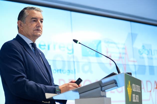 Awards Ceremony in Seville for Cardio-Safe Zones Designations Granted to Pharmacies as Part of the Numaplus Project The Acting Regional Minister of Health, the Presidency, and Emergencies, Antonio Sanz, speaks at the ceremony to present cardio-safe zone certifications to pharmacies as part of the Numaplus project. July 1, 2026, in Seville, Andalusia, Spain. JULY 1, 2026. María José Ló. Seville, Andalusia, Spain Seville, Andalusia, Spain Spain  Copyright: xMariaxJosÃ xLopezx 7635158