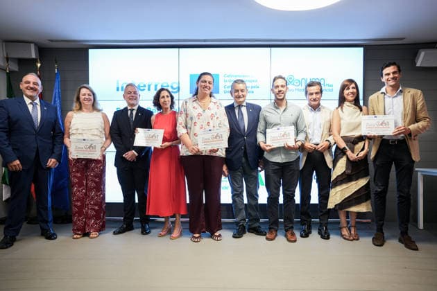 Awards Ceremony in Seville for Cardio-Safe Zones Designations Granted to Pharmacies as Part of the Numaplus Project The acting Regional Minister of Health, the Presidency, and Emergencies, Antonio Sanz 6i, participates in the ceremony to award cardio-safe zone certifications to pharmacies as part of the Numaplus project on July 1, 2026, in Seville, Andalusia, Spain JULY 1, 2026 María José Ló Seville, Andalusia, Spain Seville, Andalusia, Spain Spain  Copyright: xMariaxJosÃ xLopezx 7635170