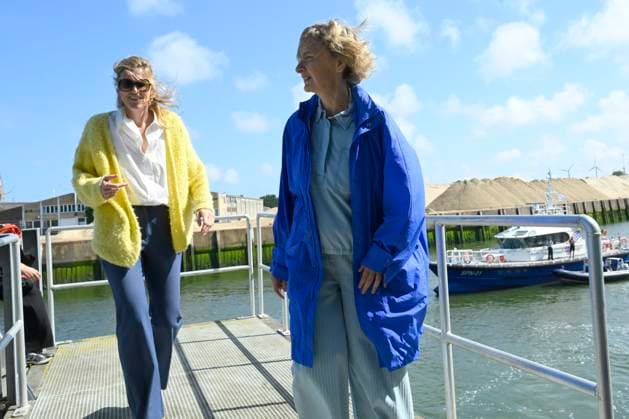 Bel Mer Mussels Presentation NIEUWPOORT, BELGIUM - JULY 01: Annelies Verlinden (CD&V), Minister of Justice of Federal Government and Hilde Crevits (CD&V,) Deputy Minister-President of the Government of Flanders, Flemish Minister for Home Affairs, Urban and Rural Policy, Living Together, Integration and Civic Integration, Public Governance, Social Economy and Fisheries pictured during the press presentation of the Bel Mer mussels from Colruyt s marine farm on July 01, 2026 in Nieuwpoort, Belgium, 01 07 2026 Nieuwpoort Belgium  Copyright: xPhilipxReynaersx