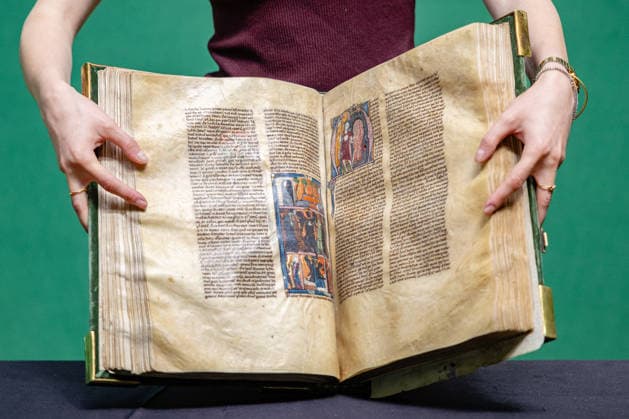 The Clermont-Tonnerre Grail Illuminated Manuscript at Christie s, London, UK, 1 July 2026 A medieval miniature depicting Merlin s conception by a devil with an innocent human woman, from the Clermont-Tonnerre Grail, a 700-year-old illuminated manuscript estimated at Â£1,500,000-2,000,000, on display at Christie s, London, UK, on 1 July 2026. Created circa 1290-1310, the manuscript recounts the legends of King Arthur, Merlin and the Holy Grail and is the earliest of only three comparable works remaining in private hands. In the legend, the demon s plot to create an anti-Christ is thwarted when the holy man Blaise baptises the child, Merlin, whose demonic gifts of knowledge are instead turned to good in the service of King Arthur., Credit:Pet  Copyright: xPetexSpellerx xAvalonx 1113727495