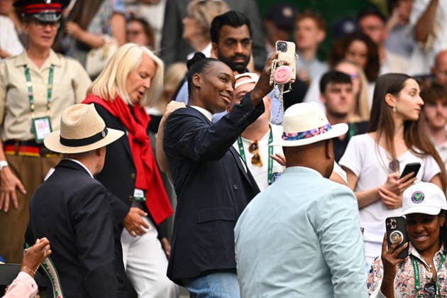 2026 Wimbledon - Serena Williams Family Venus Williams during Serena Williams first round match at the 2025 Wimbledon Tennis Championships at the AELTC in London, GREAT BRITAIN, on JuNE 30, 2026. Photo by Corinne Dubreuil ABACAPRESS.COM London United Kingdom  Copyright: xDubreuilxCorinne ABACAx