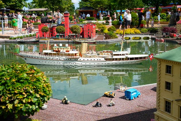 DENMARK Report from Legoland with the Royal Yacht Dannebrog built in Lego The Royal Yacht Dannebrog at Legoland in Billund, Wednesday, July 1, 2026. The new construction in Miniland is inspired by Copenhagen Harbor. The area is built at a scale of 1:20, which gives the model of the Royal Yacht a length of over four meters. 225, 000 bricks were used for the construction of the Royal Yacht Dannebrog, and it took 800 hours to build the ship. (Photo: Bo Amstrup Scanpix 2026) , Billund Denmark *** DENMARK Report from Legoland featuring the Royal Yacht Dannebrog built from Lego The Royal Yacht Dannebrog at Legoland in Billund, Wednesday, July 1, 2026 The new structure in Miniland is inspired by Copenhagen Harbor The area is built to a scale of  Copyright: BoxAmstrupx spdk20260701-121647-L