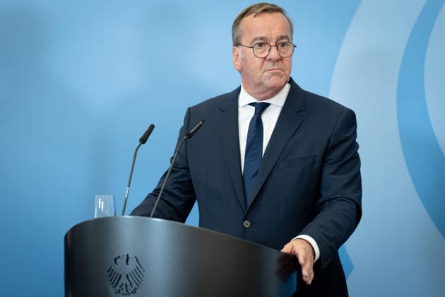 PK, Bundesministerium der Verteidigung Berlin, Bundesministerium der Verteidigung, Bundesverteidigungsminister, Boris Pistorius Berlin Berlin GER *** PK, Federal Ministry of Defense, Berlin; Federal Ministry of Defense; Federal Minister of Defense; Boris Pistorius, Berlin, Berlin, GER
