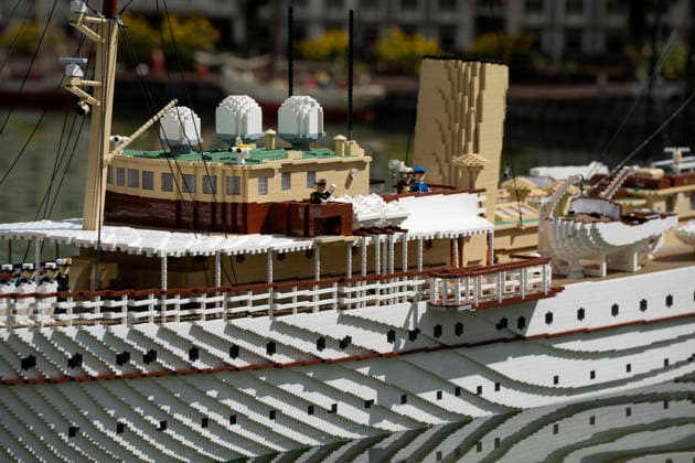 Report from Legoland The Royal Yacht Dannebrog and a new area of Copenhagen can be experienced in Miniland at Legoland in Billund, Wednesday, July 1, 2026. The new construction in Miniland is inspired by the Copenhagen Harbor. The area is built at a scale of 1:20, which gives the model of the Royal Yacht a length of over four meters. 225, 000 bricks have been used for the construction of the Royal Yacht Dannebrog, and it has taken 800 hours to build the ship. (Photo: Bo Amstrup Ritzau Scanpix) , Billund Denmark Mors *** Report from Legoland: The Royal Yacht Dannebrog and a new area of Copenhagen can be experienced in Miniland at Legoland in Billund on Wednesday, July 1, 2026. The new structure in Miniland is inspired by Copenhagen Harbor.  Copyright: BoxAmrstrupx xRitzauxScanpix BoxAmstrupx spdk20260701-141243-L